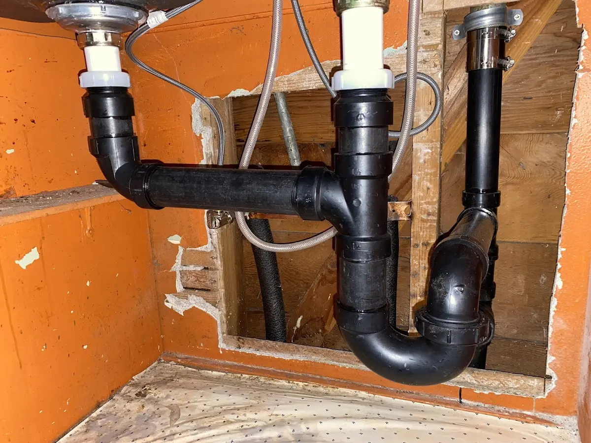 Professional Pipe Bursting equipment and tools on the job in Argyle